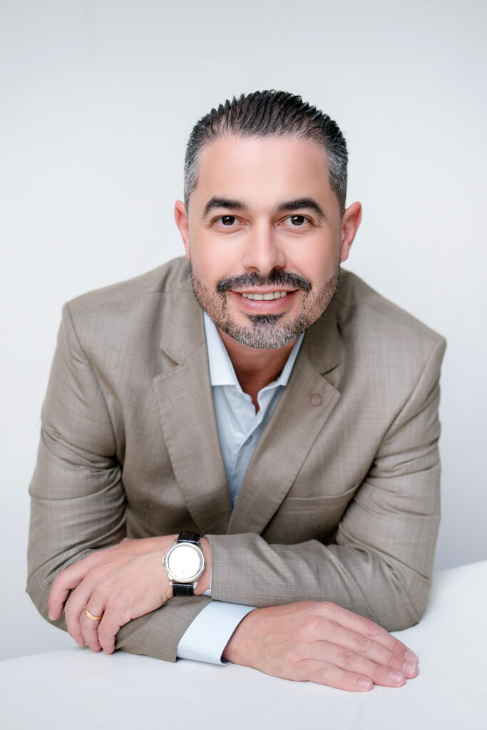 Dr Antonio Carlos Tourinho de Castro especialista em cirurgia oncológica